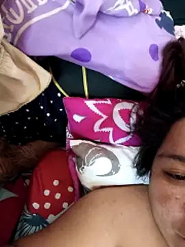 wildmamahana08 online show from March 15, 2026, 6:19 am