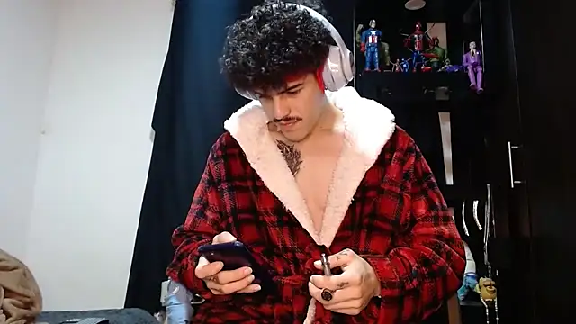 Snapshot of imsammytop chatting on December 19, 2025, 11:39 am imsammytop online show from December 19, 2025, 11:39 am