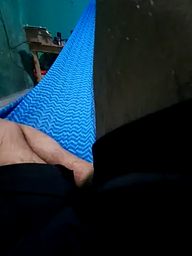 Neilhot98 online show from November 9, 2025, 7:39 am