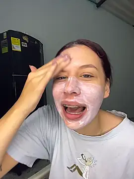 Snapshot of iisabella09 chatting on November 13, 2025, 6:12 am iisabella09 online show from November 13, 2025, 6:12 am