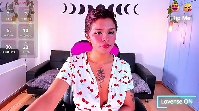 AAfrodithaa online show from December 18, 2025, 12:55 pm