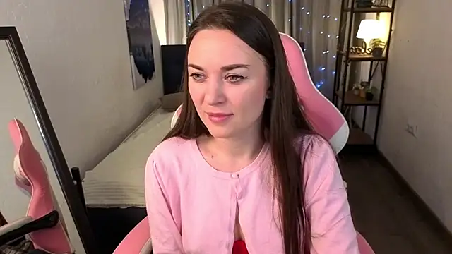 Madison Golden online show from December 17, 2025, 6:41 am