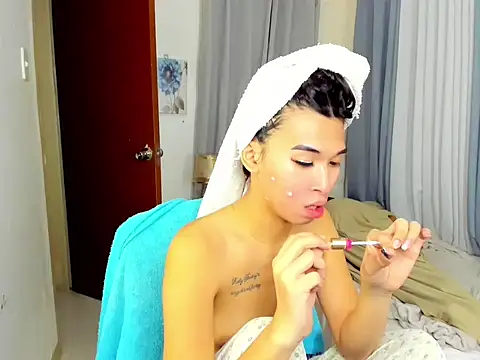 Snapshot of Yourdreamgoddess chatting on November 6, 2025, 5:14 pm Yourdreamgoddess online show from November 6, 2025, 5:14 pm