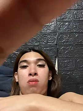 Snapshot of Yourdreamgoddess chatting on April 13, 2026, 5:51 pm Yourdreamgoddess online show from April 13, 2026, 5:51 pm