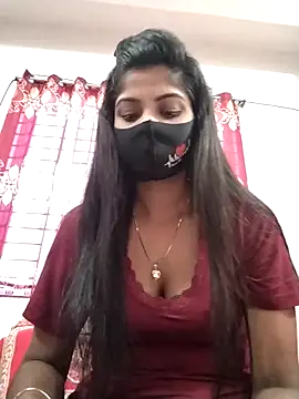 Queen-Any online show from November 16, 2025, 2:50 am