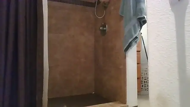 Snapshot of Bighen511@xh chatting on October 31, 2025, 7:26 pm Bighen511xh online show from October 31, 2025, 7:26 pm