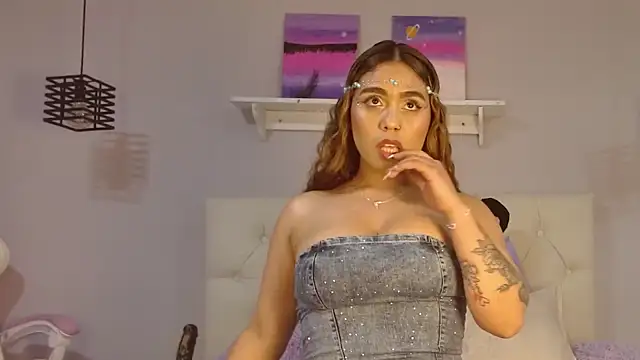 Snapshot of Aitanafox chatting on October 12, 2025, 7:18 am Aitanafox online show from October 12, 2025, 7:18 am