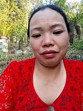 miomio-12 online show from October 19, 2025, 9:43 am