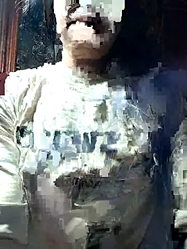 miomio-12 online show from November 6, 2025, 12:50 pm