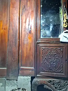 miomio-12 online show from November 23, 2025, 9:58 pm