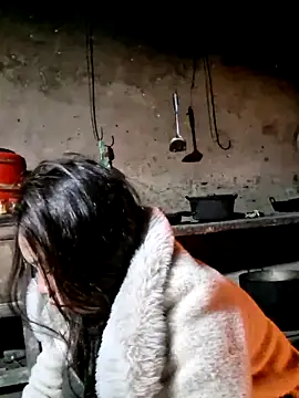 Snapshot of miomio-12 chatting on March 5, 2026, 11:23 pm miomio-12 online show from March 5, 2026, 11:23 pm