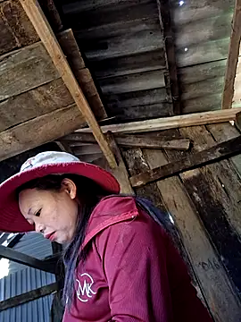 Snapshot of miomio-12 chatting on April 3, 2026, 12:52 am miomio-12 online show from April 3, 2026, 12:52 am