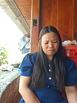 Snapshot of miomio-12 chatting on April 6, 2026, 5:08 am miomio-12 online show from April 6, 2026, 5:08 am