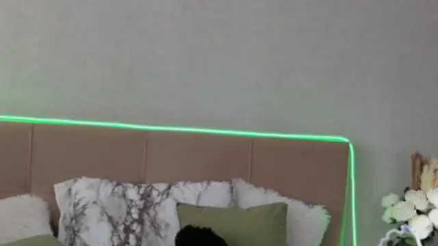 Snapshot of DianaRizz chatting on November 3, 2025, 5:42 am DianaRizz online show from November 3, 2025, 5:42 am