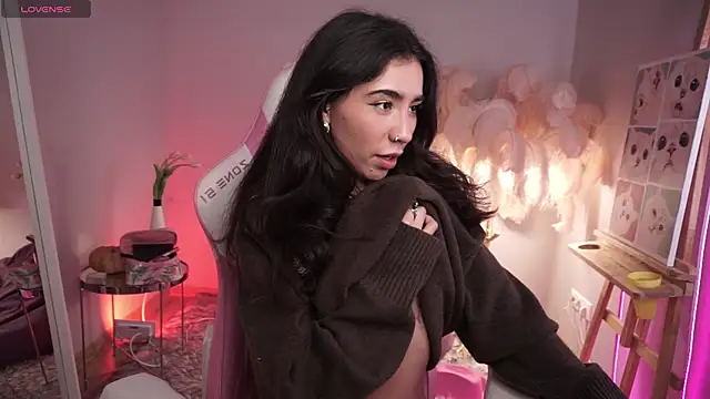 Snapshot of YokoKoko_ chatting on November 2, 2025, 6:21 pm YokoKoko online show from November 2, 2025, 6:21 pm