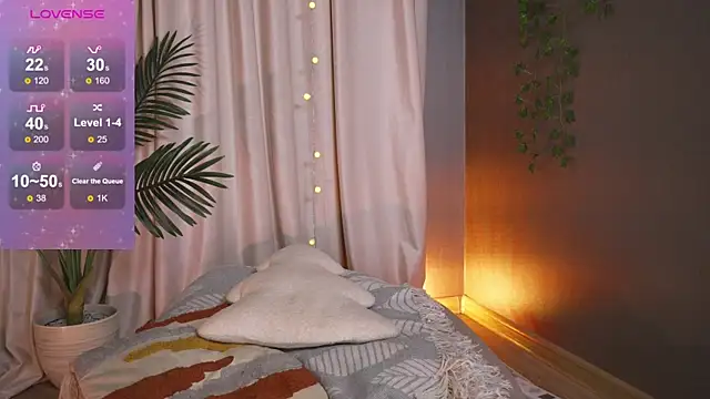 Snapshot of YokoKoko_ chatting on November 6, 2025, 6:14 am YokoKoko online show from November 6, 2025, 6:14 am