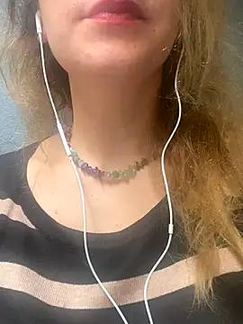 melisss2 online show from October 14, 2025, 8:04 am