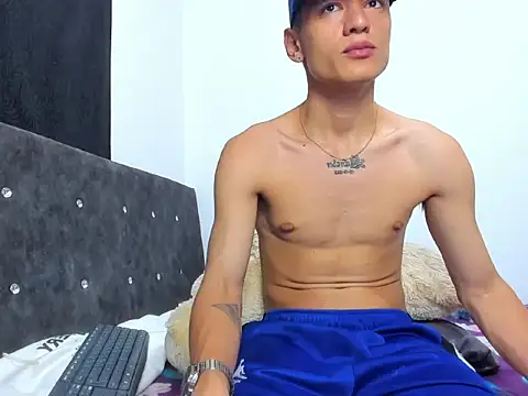 dylan navas online show from November 25, 2025, 2:11 am