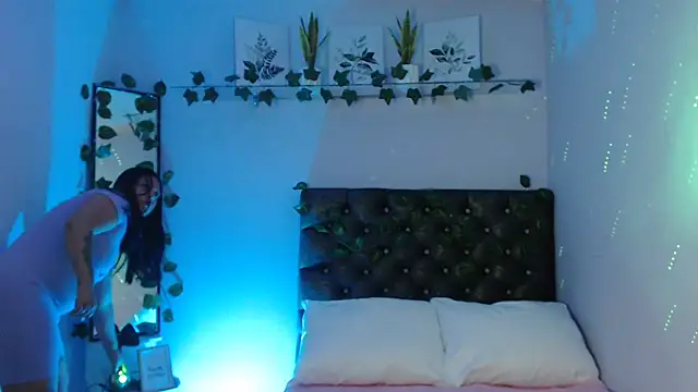 Snapshot of KOREN_JALAA chatting on January 9, 2025, 9:37 pm KOREN JALAA online show from January 9, 2025, 9:37 pm