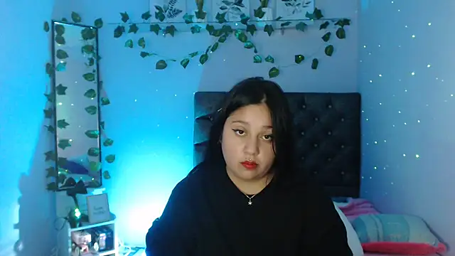 Snapshot of KOREN_JALAA chatting on January 12, 2025, 12:39 am KOREN JALAA online show from January 12, 2025, 12:39 am