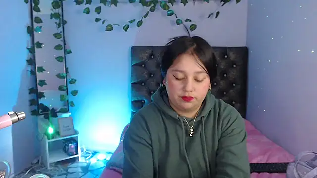 Snapshot of KOREN_JALAA chatting on February 6, 2025, 12:54 am KOREN JALAA online show from February 6, 2025, 12:54 am