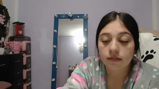 Snapshot of KOREN_JALAA chatting on February 24, 2026, 5:05 am KOREN JALAA online show from February 24, 2026, 5:05 am