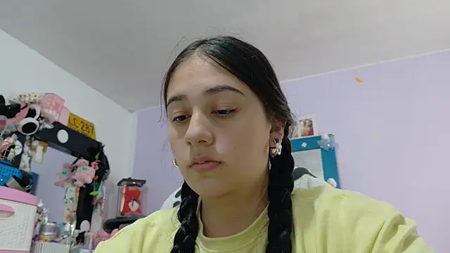 Snapshot of KOREN_JALAA chatting on March 17, 2026, 9:40 pm KOREN JALAA online show from March 17, 2026, 9:40 pm