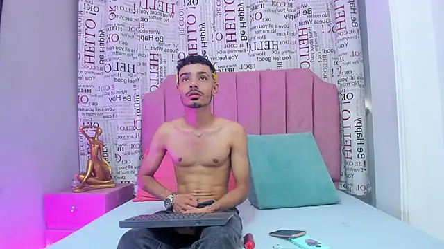 Timothe Evans online show from October 21, 2025, 8:31 pm