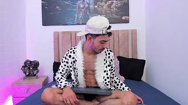 Timothe Evans online show from November 4, 2025, 8:30 pm