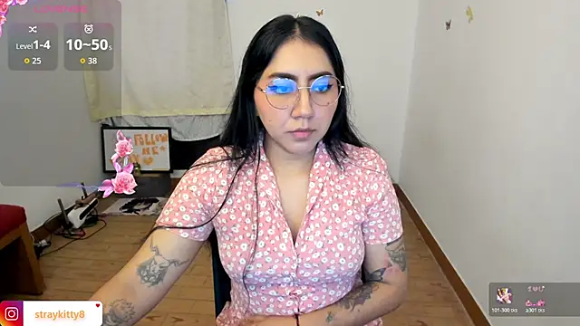 LoveLyy- online show from March 13, 2026, 2:56 pm