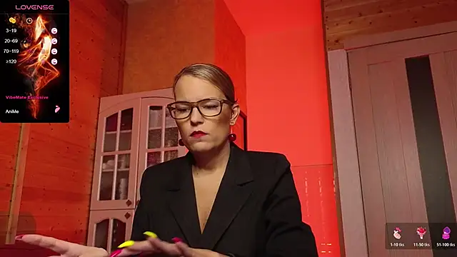 Lady Shine online show from December 15, 2025, 6:34 pm