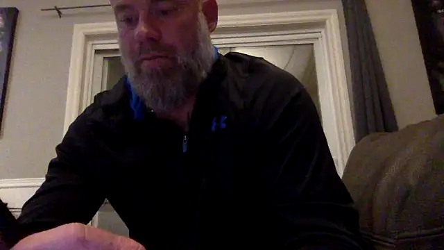 Snapshot of Muscledick40 chatting on February 14, 2026, 6:43 am Muscledick40 online show from February 14, 2026, 6:43 am