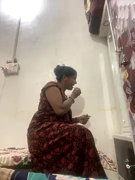 Sapnahot34 online show from November 25, 2025, 5:18 am