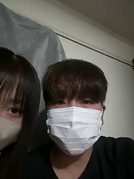 CoYu-528 online show from October 9, 2025, 1:20 pm