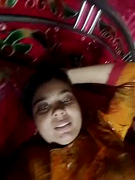 ayesha0001122 online show from October 17, 2025, 3:53 am