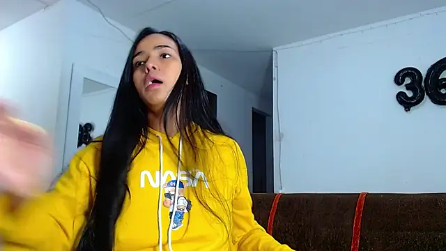 Snapshot of Kendall_honea chatting on October 17, 2025, 10:07 am Kendall honea online show from October 17, 2025, 10:07 am