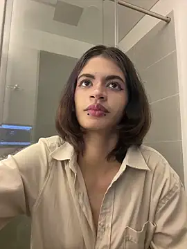 Snapshot of sukulaurens chatting on October 16, 2025, 4:02 am sukulaurens online show from October 16, 2025, 4:02 am