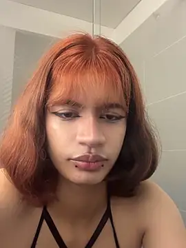 Snapshot of sukulaurens chatting on October 27, 2025, 3:54 am sukulaurens online show from October 27, 2025, 3:54 am