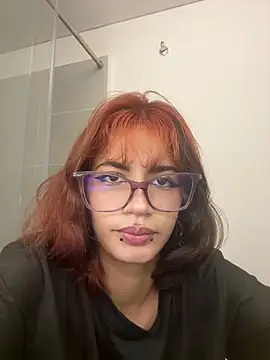 Snapshot of sukulaurens chatting on October 28, 2025, 1:20 am sukulaurens online show from October 28, 2025, 1:20 am