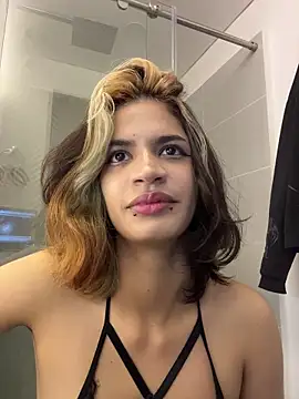 Snapshot of sukulaurens chatting on November 21, 2025, 4:00 am sukulaurens online show from November 21, 2025, 4:00 am