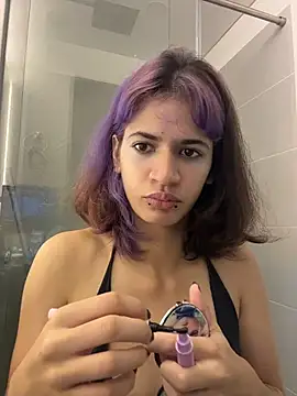 Snapshot of sukulaurens chatting on January 6, 2026, 4:16 am sukulaurens online show from January 6, 2026, 4:16 am