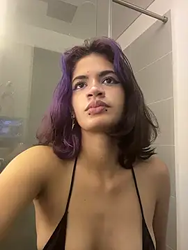 Snapshot of sukulaurens chatting on January 9, 2026, 5:43 am sukulaurens online show from January 9, 2026, 5:43 am