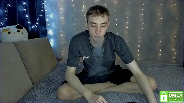 Snapshot of felixcurt69 chatting on March 9, 2026, 6:45 pm felixcurt69 online show from March 9, 2026, 6:45 pm