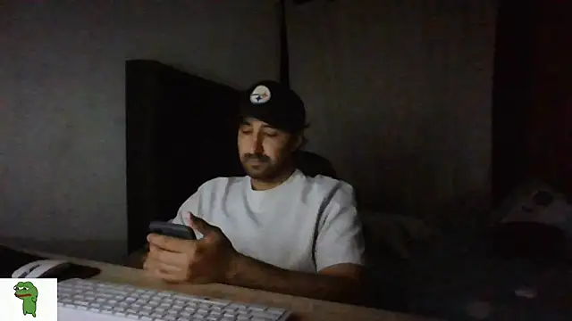 coolfriki online show from July 15, 2026, 1:33 am