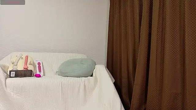 Snapshot of mio_k1 chatting on February 6, 2026, 11:35 am mio k1 online show from February 6, 2026, 11:35 am