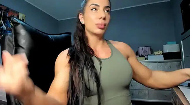 Alesyamuscledollxh online show from March 16, 2025, 4:56 pm