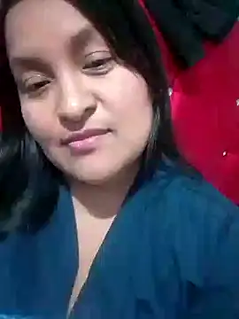 lucia00xx online show from October 23, 2025, 2:22 am