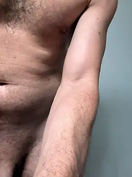 felipelon07 online show from January 19, 2026, 4:27 am