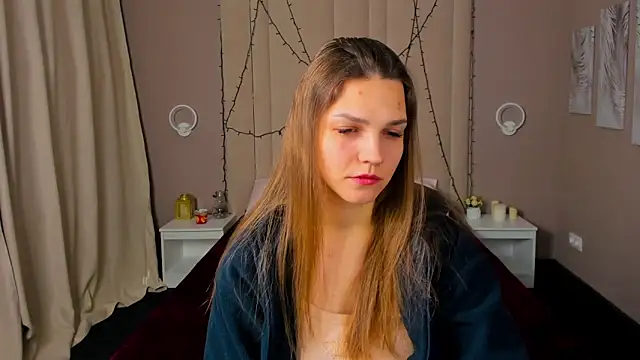 LesiBrizo online show from December 17, 2025, 2:06 am