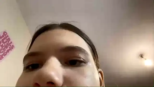 AlmetaBradicich online show from November 26, 2025, 4:19 pm